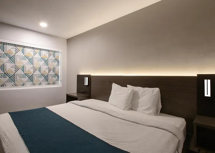 6 Az Downtown Grand Canyon Hotel 3*